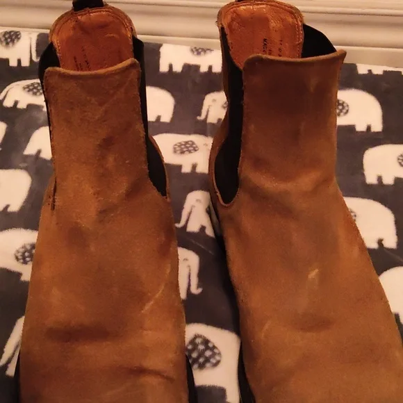 FRYE Boots - Picture 9 of 11